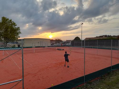 Photo terrains de tennis rénovés